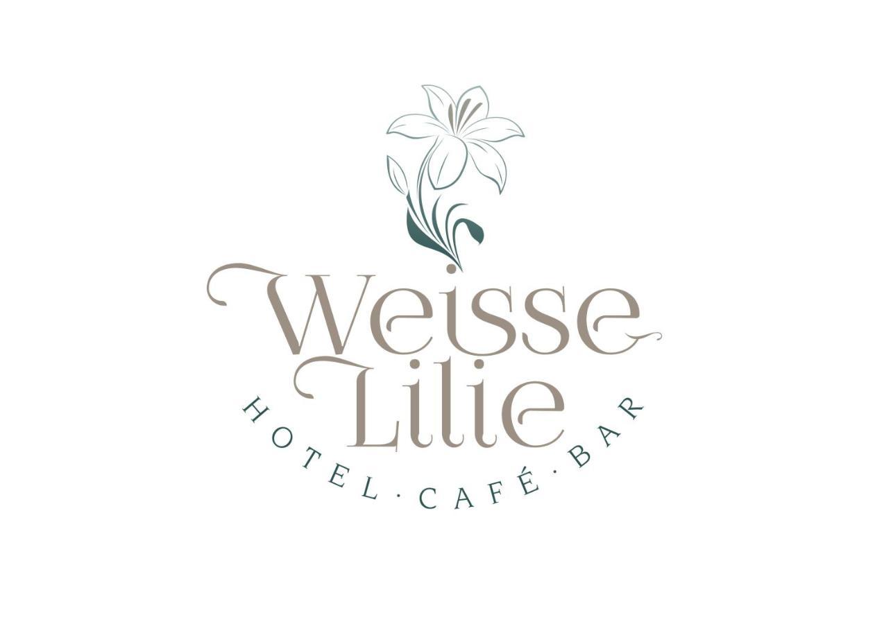 Hotel Weisse Lilie - B&B Rio di Pusteria Екстериор снимка